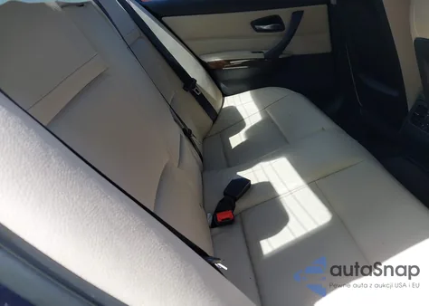 2011 BMW 328I z USA, uszkodzony, nr VIN WBAPH7C59BE678501